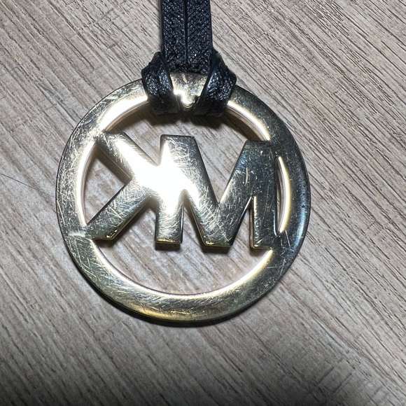 Michael Kors Gold and Black and gold medallion bag charm - Picture 4 of 7